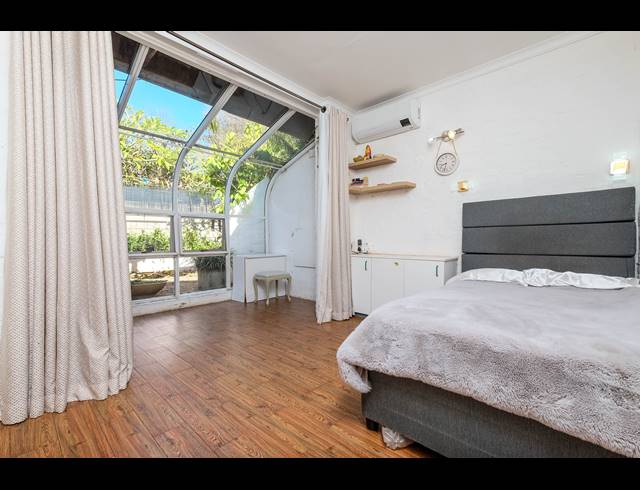 5 BEDROOM HOUSE TO LET IN WENDYWOOD